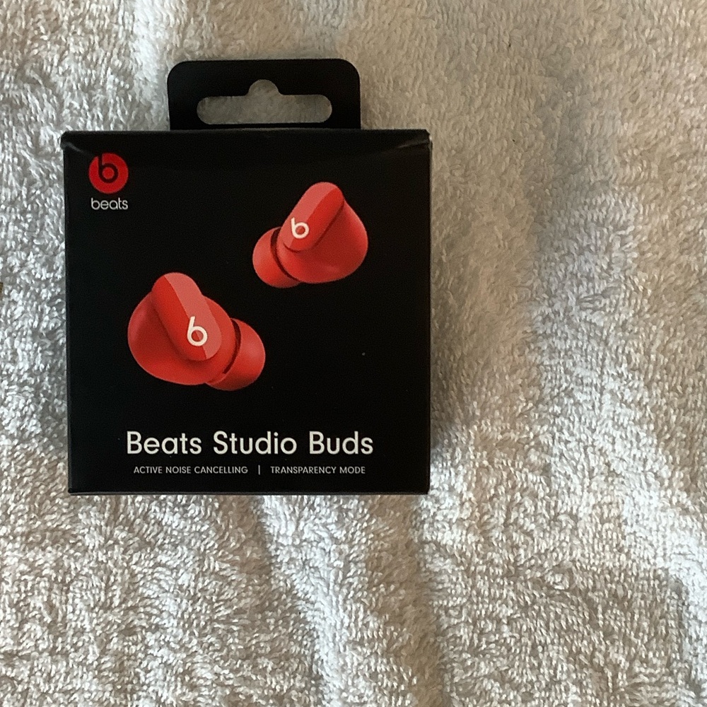 Beats Studio Buds - Red Earbuds (Boxed)
BRAND NEW - Sealed